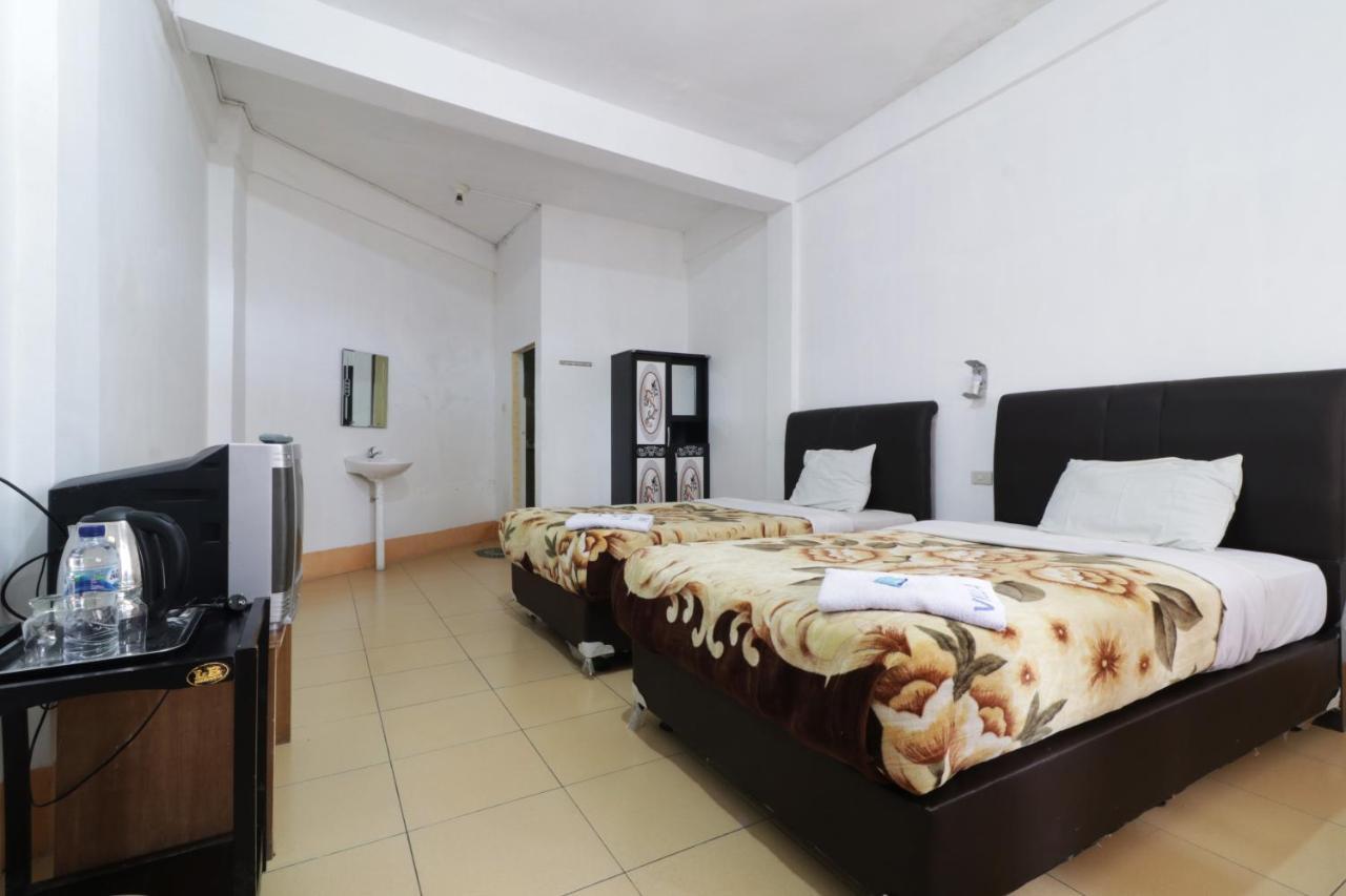 Villa Keluarga Bre Batunanggar Берастаги Екстериор снимка