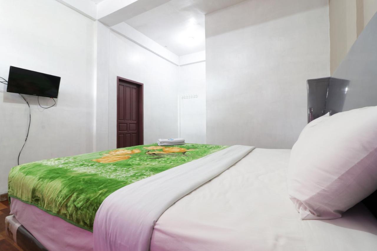 Villa Keluarga Bre Batunanggar Берастаги Екстериор снимка